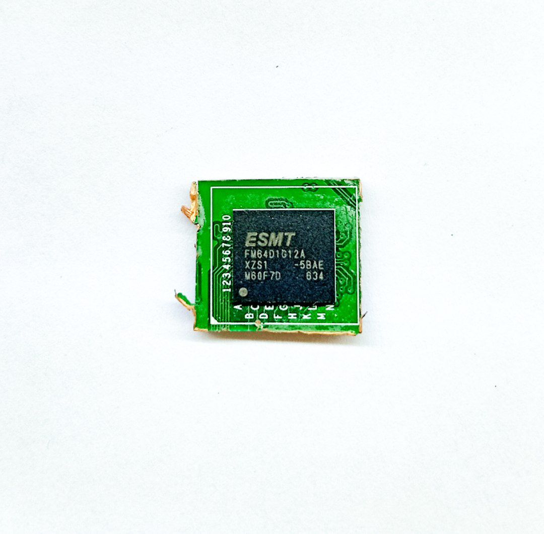 آی سی رام ESMT روبردی مناسب (7210/8210/Me31/SP600/AMP)